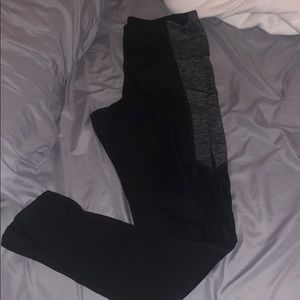 Old navy leggings with stripes on side and mesh